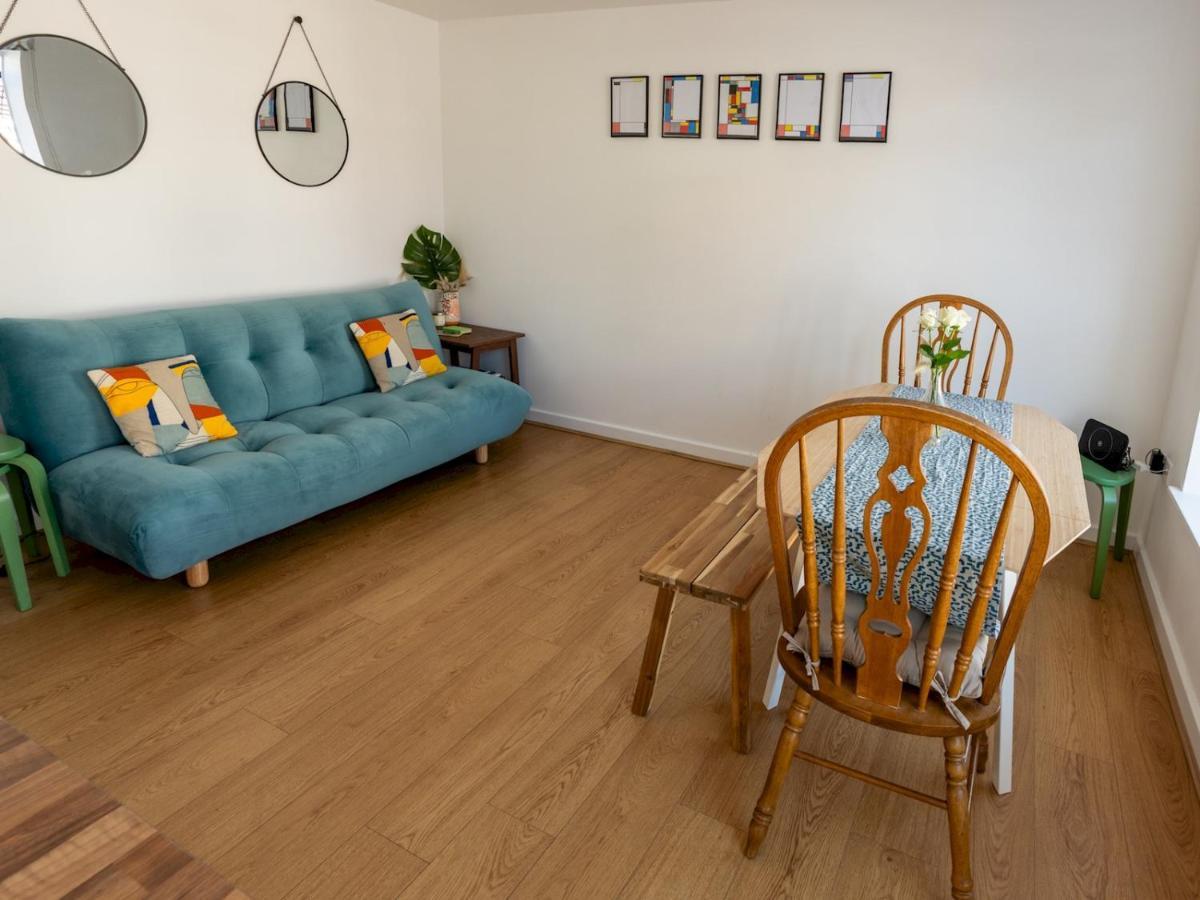 Pass The Keys Modern Stylish Apartment With Parking Bournemouth Esterno foto